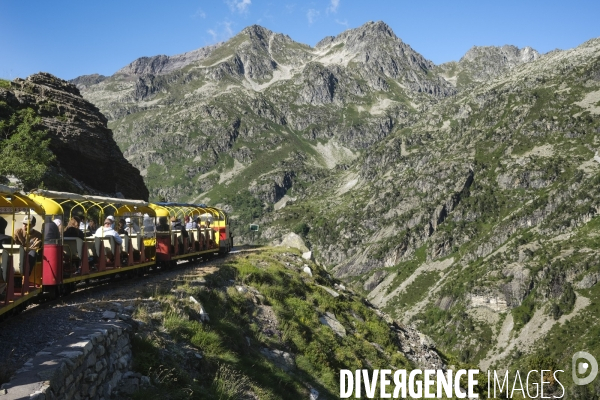 Le train d’Artouste dans les pyrénéens