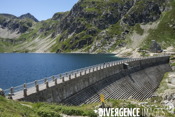 Le lac d’Artouste dans les pyrénéens