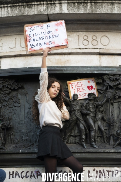 Conflit israélo-palestinien à Gaza. Hommage aux enfants lors du rassemblement à Paris en soutien au peuple palestinien.