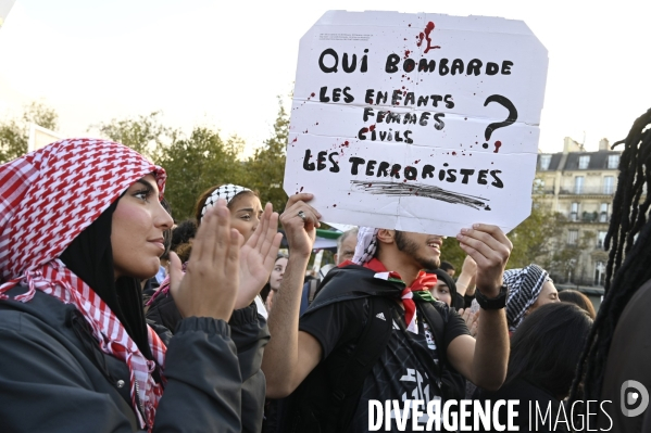 Rassemblement à Paris en soutien au peuple palestinien en raison du conflit israélo-palestinien à Gaza