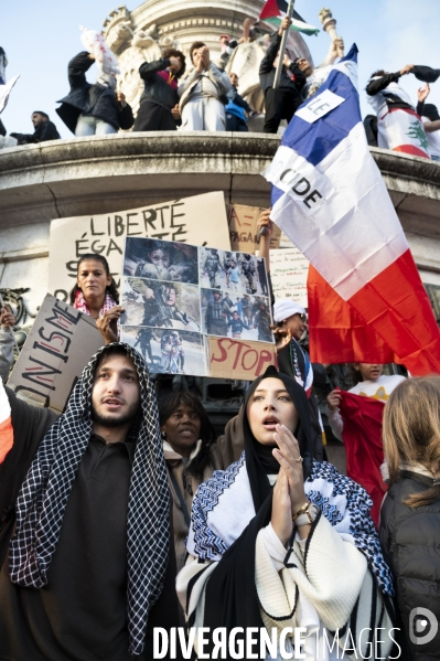 Rassemblement à Paris en soutien au peuple palestinien en raison du conflit israélo-palestinien à Gaza
