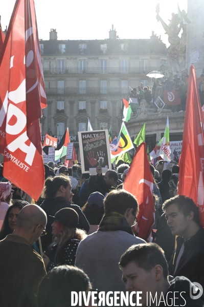 Rassemblement à Paris en soutien au peuple palestinien en raison du conflit israélo-palestinien à Gaza