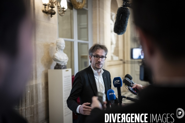Débat sur le Proche-Orient à l’Assemblée nationale.