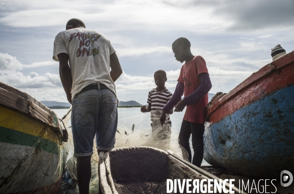Pecheurs du village d aquin, haiti 2023.