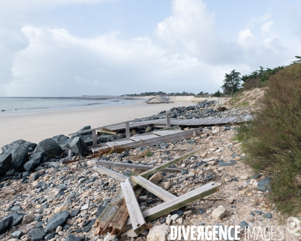 Un littoral errode par les tempetes