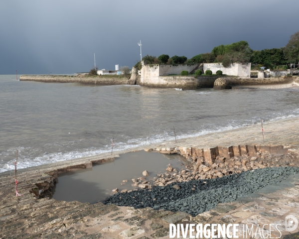 Un littoral errode par les tempetes