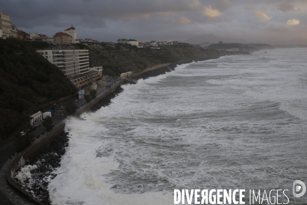 Vagues au Pays Basque