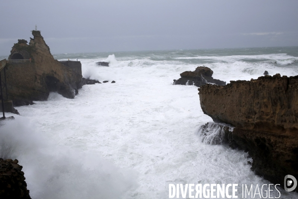 Vagues au Pays Basque