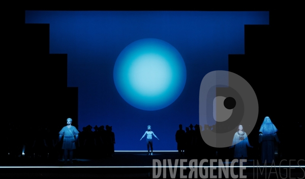 TURANDOT / Giacomo Puccini / Robert Wilson