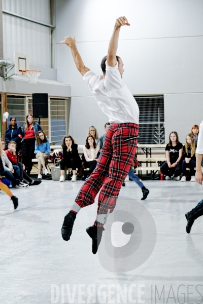 Kamuyot / Ohad Naharin / Ballet de l Opéra national du Rhin