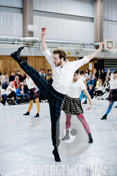 Kamuyot / Ohad Naharin / Ballet de l Opéra national du Rhin