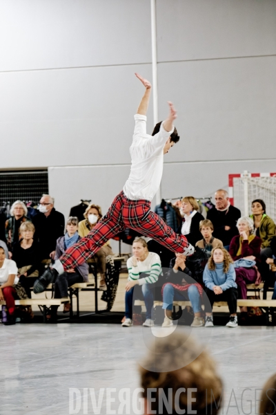 Kamuyot / Ohad Naharin / Ballet de l Opéra national du Rhin