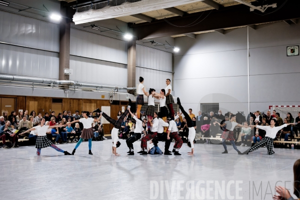 Kamuyot / Ohad Naharin / Ballet de l Opéra national du Rhin