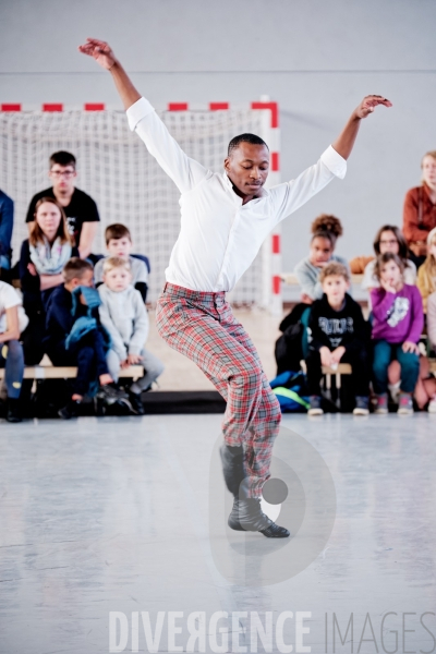 Kamuyot / Ohad Naharin / Ballet de l Opéra national du Rhin