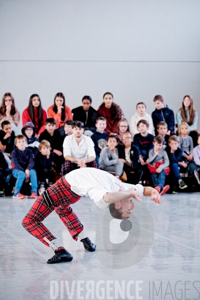 Kamuyot / Ohad Naharin / Ballet de l Opéra national du Rhin