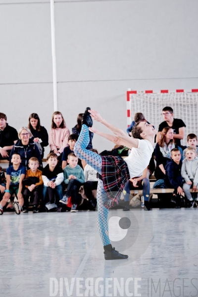 Kamuyot / Ohad Naharin / Ballet de l Opéra national du Rhin