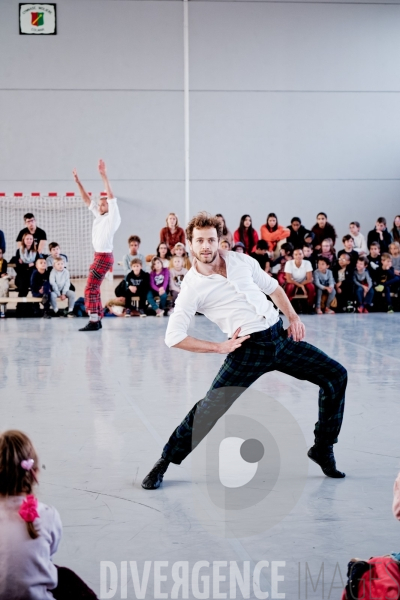 Kamuyot / Ohad Naharin / Ballet de l Opéra national du Rhin