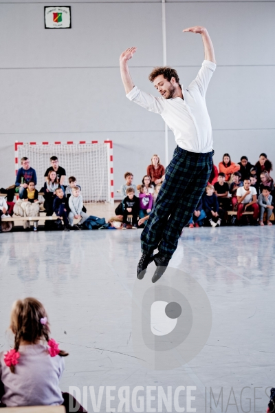 Kamuyot / Ohad Naharin / Ballet de l Opéra national du Rhin