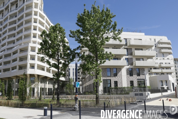 Nouveau quartier du Belvédère le long de la Garonne.