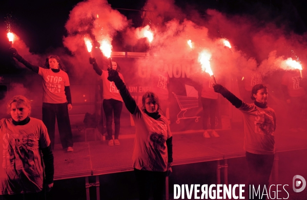 Manifestation contre la GPA
