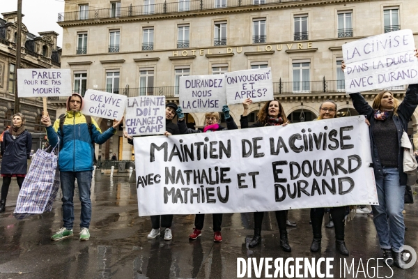Rassemblement contre les violences faites aux enfants et aux ados