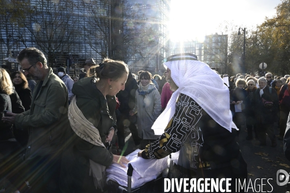 Marche pour la paix aux Proche-Orient, à l appel du monde de la culture, à Paris
