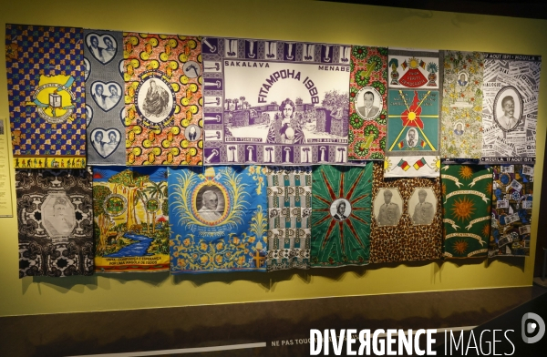 Exposition pagnes commemoratifs en afrique