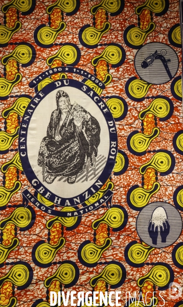 Exposition pagnes commemoratifs en afrique