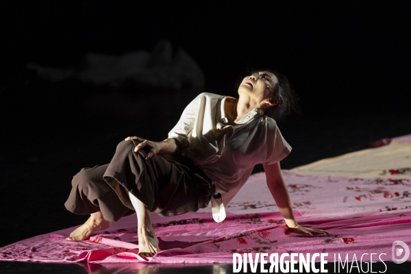 New report of giving birth de Wen Hui