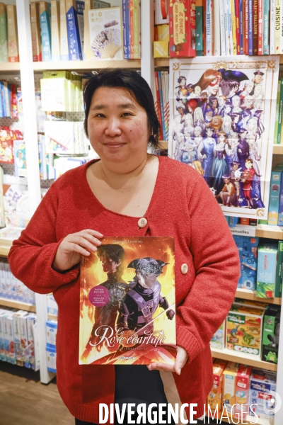 Patricia lyfoung presente le nouveau tome de la rose ecarlate