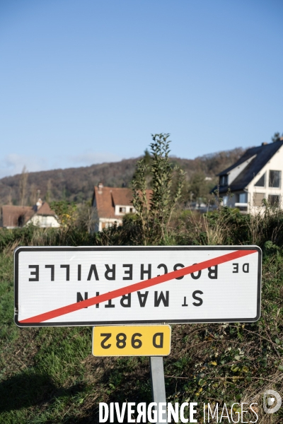 Panneaux à l envers en Seine-Maritime