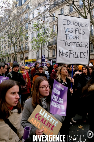 Manifestation contre les violences sexistes et sexuelles faites aux femmes.