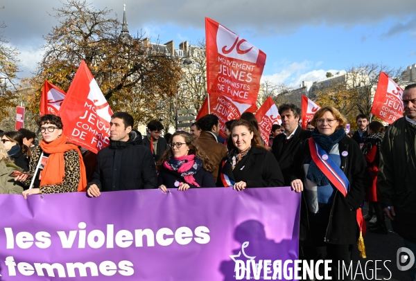 Les partis politiques, à la Manifestation contre les violences faites aux femmes dans le monde, Paris le 25 novembre 2023
