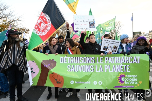 Les partis politiques, à la Manifestation contre les violences faites aux femmes dans le monde, Paris le 25 novembre 2023