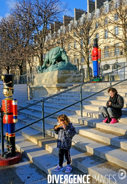 Un quatre - heures sous bonne garde !