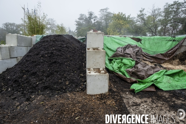 Les Alchimistes, site de production de compostage de dechets alimentaires.