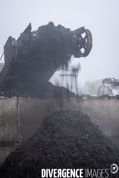 Les Alchimistes, site de production de compostage de dechets alimentaires.