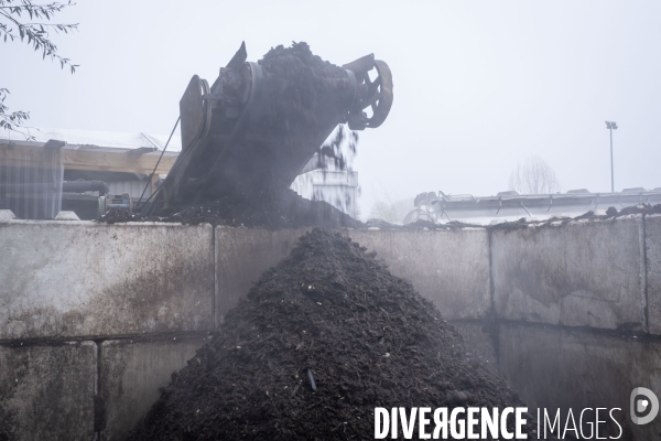 Les Alchimistes, site de production de compostage de dechets alimentaires.