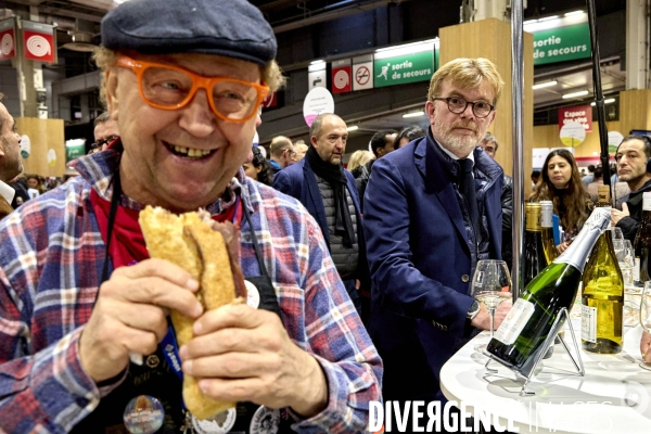 Marc Fesneau , ministre de l Agriculture et de la Souveraineté alimentaire,,au Salon des Vins des Vignerons Indépendants