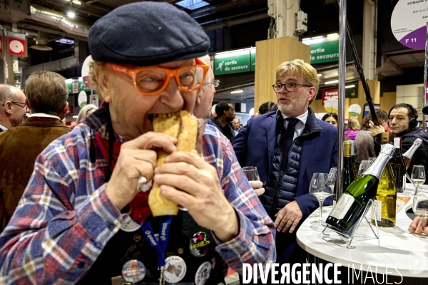 Marc Fesneau , ministre de l Agriculture et de la Souveraineté alimentaire,,au Salon des Vins des Vignerons Indépendants