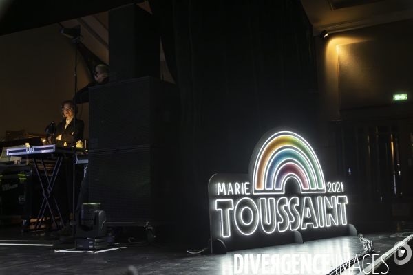 Meeting de lancement de campagne des elections europeennes de Marie Toussaint