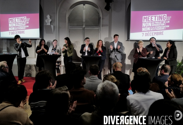 Meeting de la gauche contre le projet de loi immigration