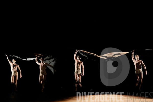 Petite mort / Jirí Kylián / Ballet de l   Opéra national de Paris