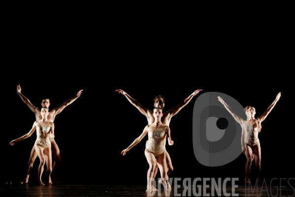 Petite mort / Jirí Kylián / Ballet de l   Opéra national de Paris