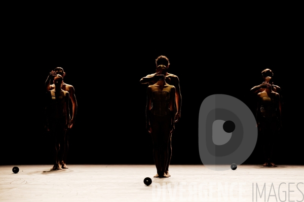 Petite mort / Jirí Kylián / Ballet de l   Opéra national de Paris