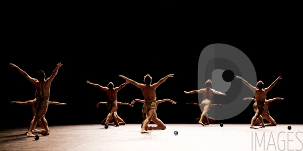Petite mort / Jirí Kylián / Ballet de l   Opéra national de Paris