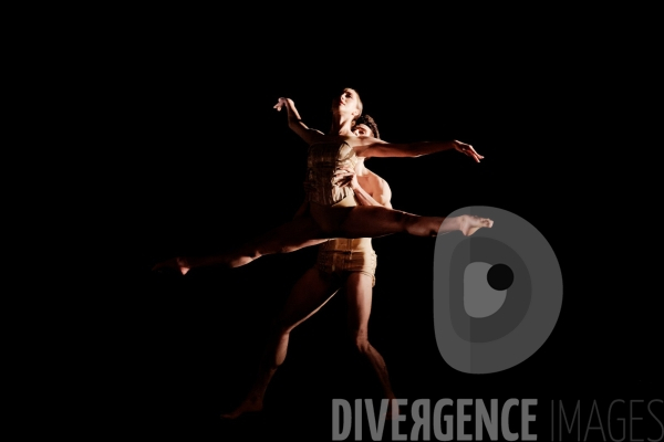 Petite mort / Jirí Kylián / Ballet de l   Opéra national de Paris