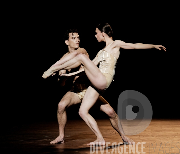 Petite mort / Jirí Kylián / Ballet de l   Opéra national de Paris