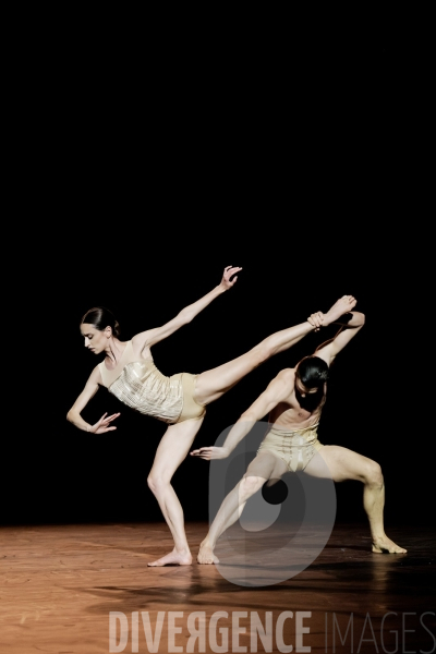 Petite mort / Jirí Kylián / Ballet de l   Opéra national de Paris