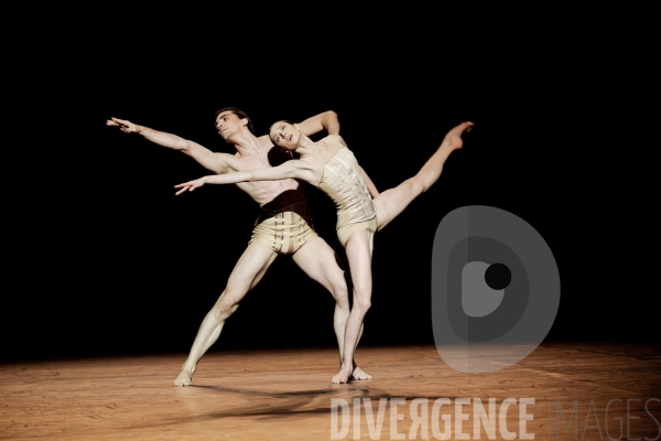 Petite mort / Jirí Kylián / Ballet de l   Opéra national de Paris